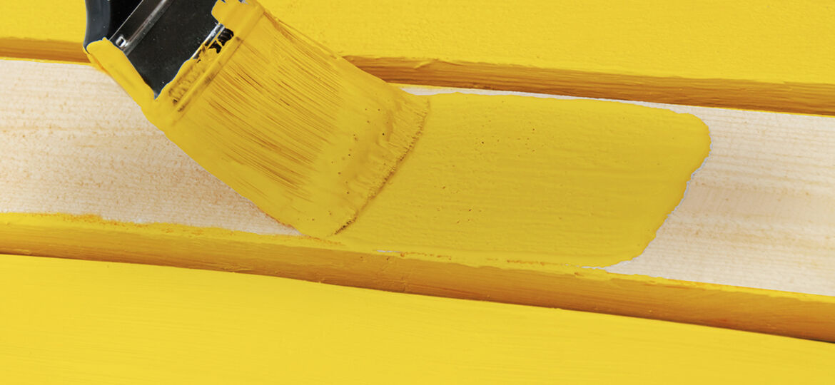 verniciare il legno